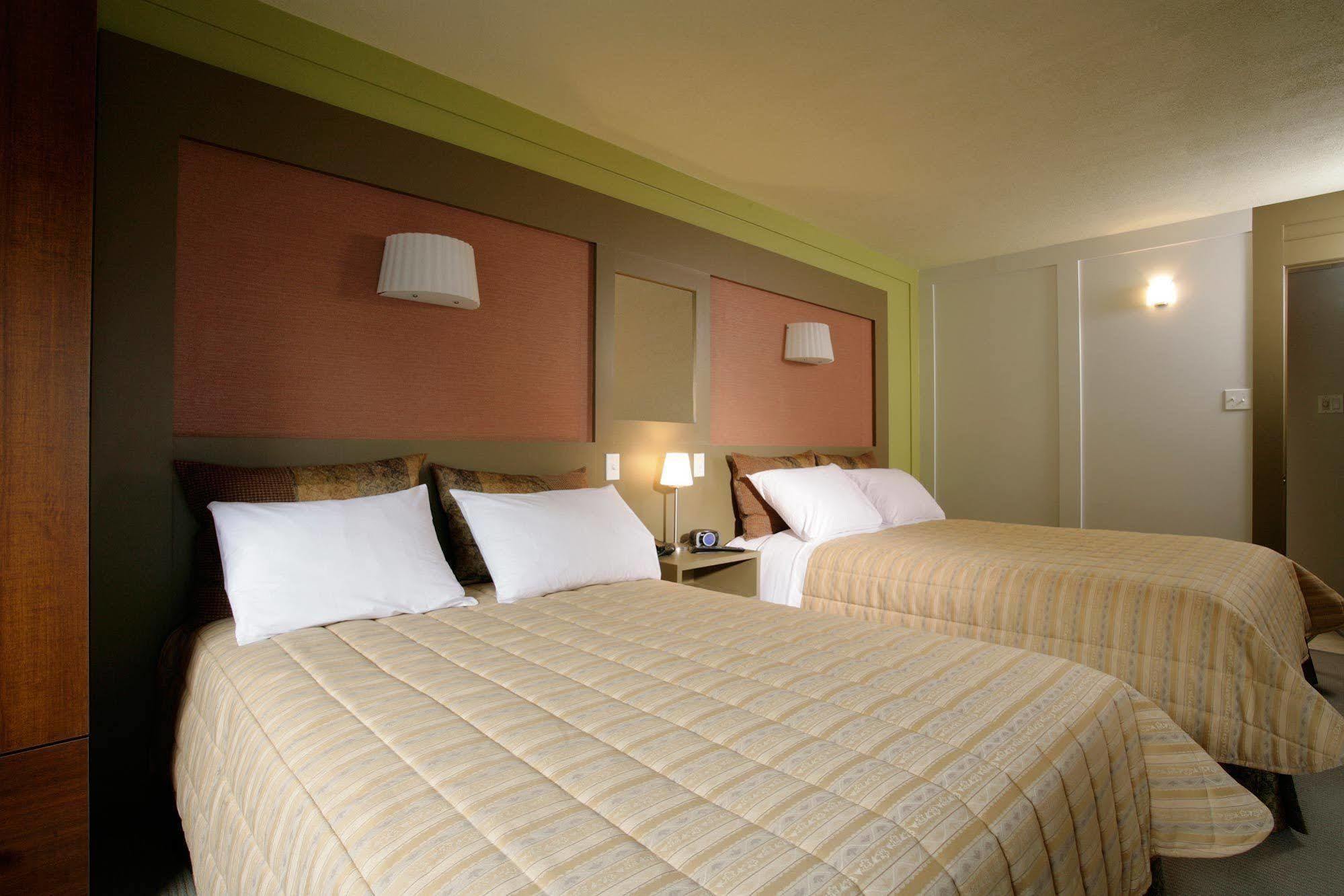Clarion Pointe La Malbaie Hotel Luaran gambar